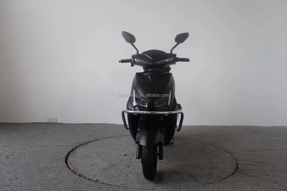 Дисковое торможение электрический мотоцикл с 1000W/2000W/3000W Моторная мощность и 3,0-10 шины